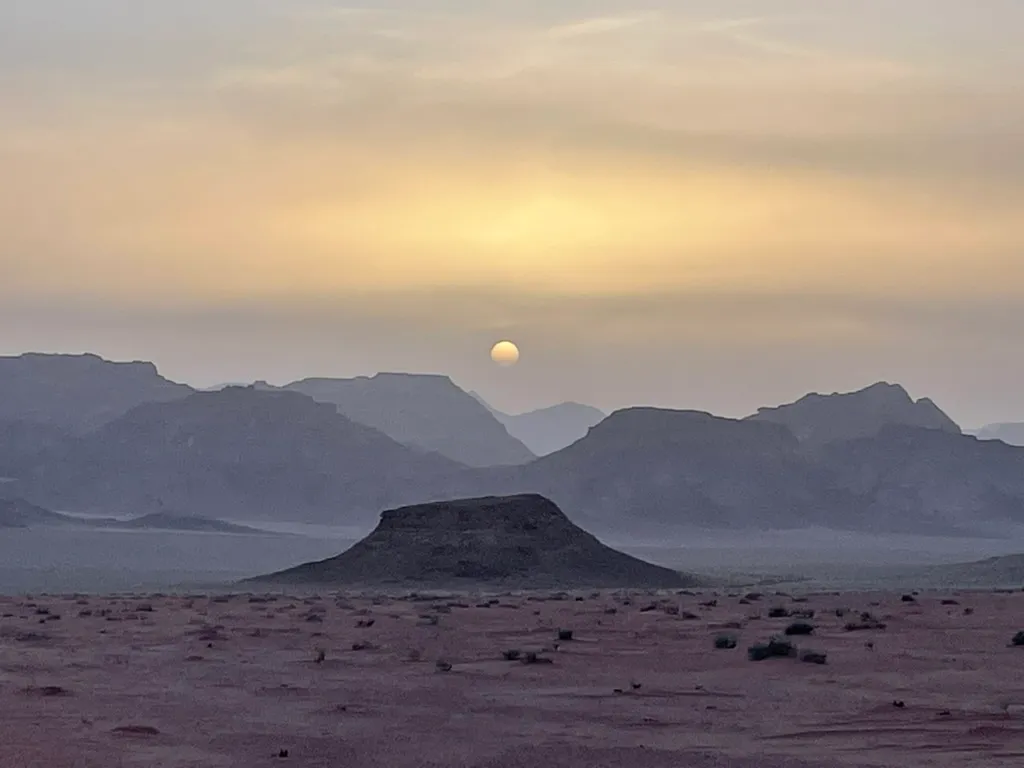 Couché de soleil sur le Wadi Rum